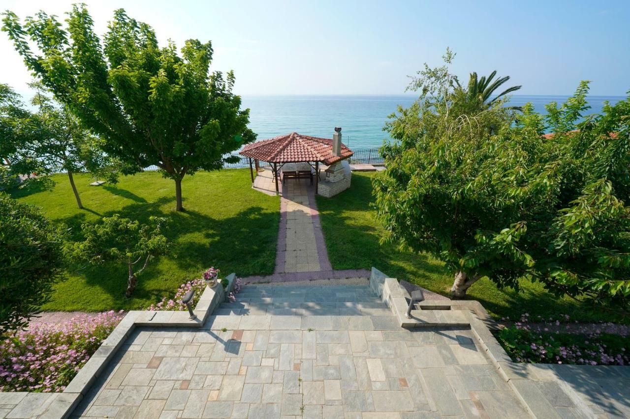 Secret Paradise Villas Loutra Elevtheron Buitenkant foto