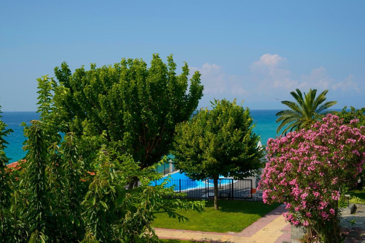 Secret Paradise Villas Loutra Elevtheron Buitenkant foto
